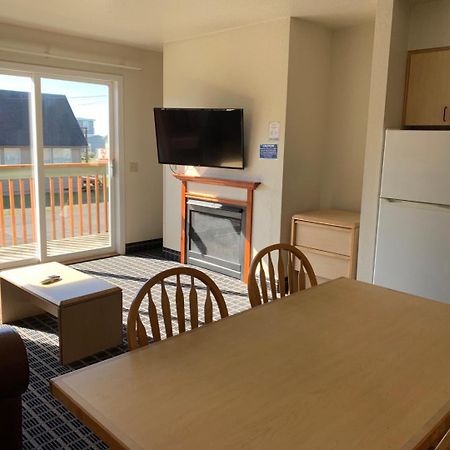Surfside Resort ร็อคอเวย์บีช ภายนอก รูปภาพ